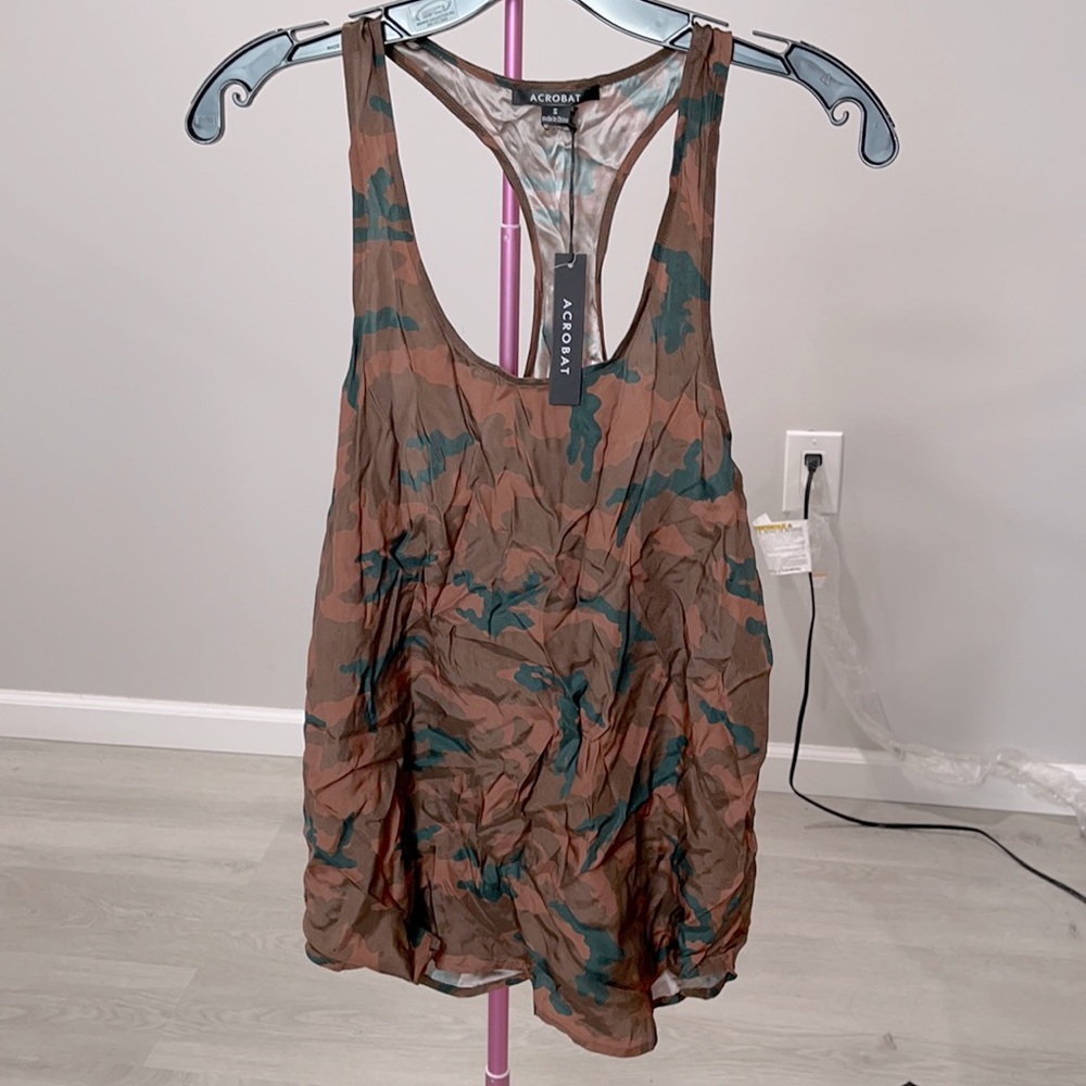 NWT Acrobat 100% silk tank size S